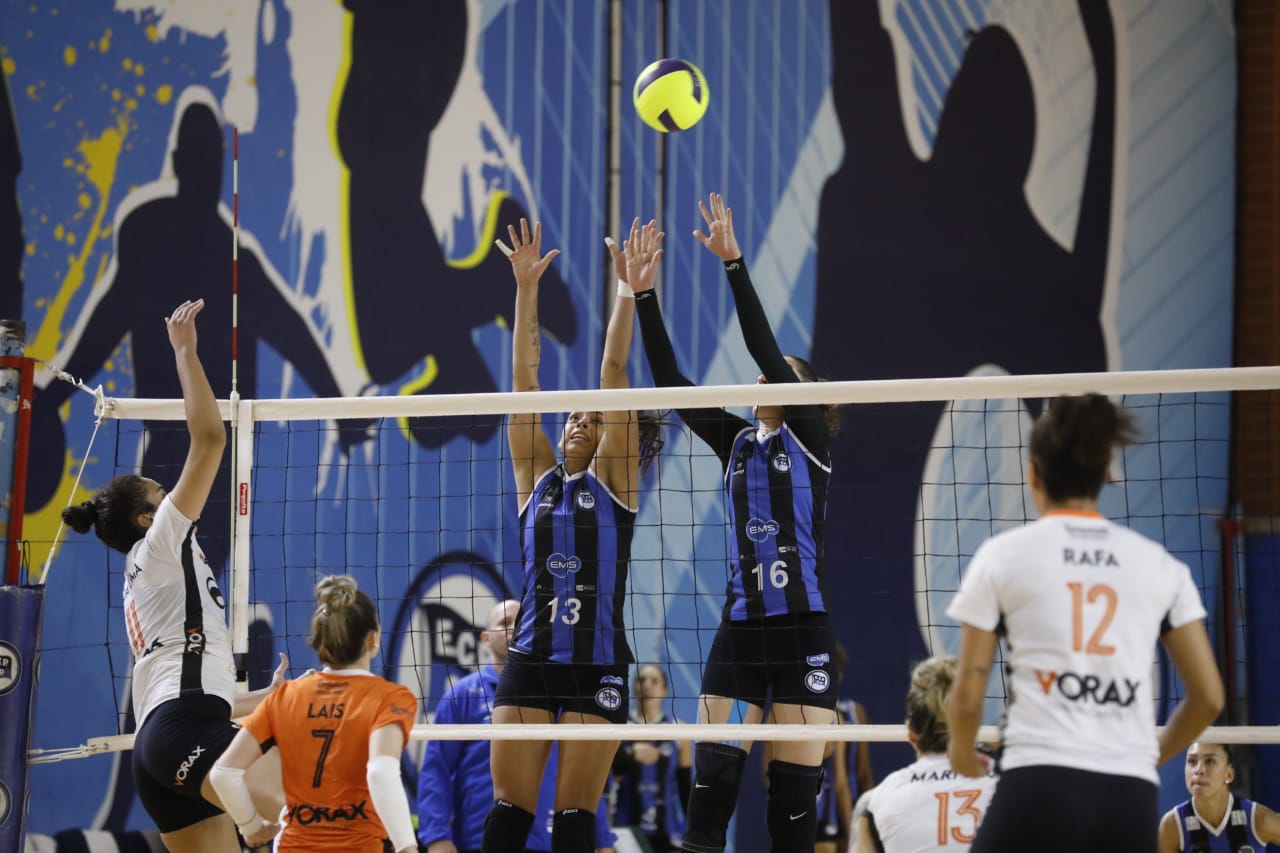 Campeonato Paulista de vôlei Osasco leva susto mas vira sobre Barueri