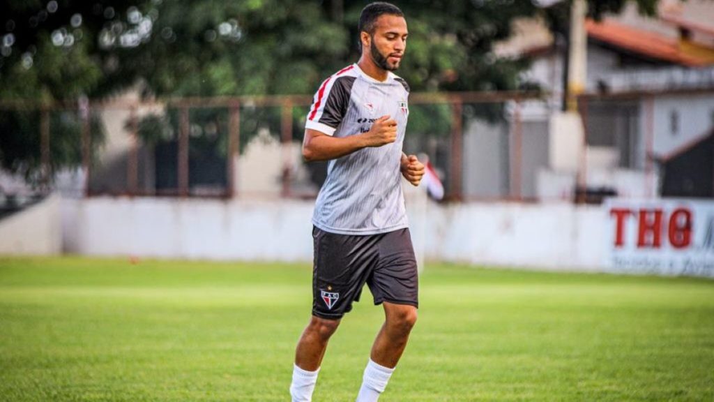 Fortaleza Acerta A Contrata O Do Atacante Gabriel Silva Por