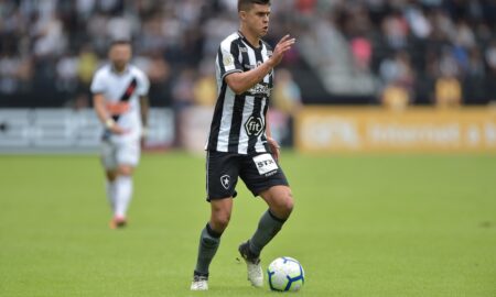 Revelado pelo Botafogo, Fernando Costanza interessa ao Porto e Lille