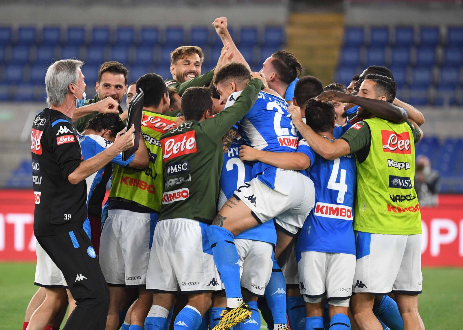 Napoli chegou ao sexto título da Coppa Italia (Créditos: Divulgação/Napoli)