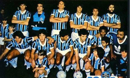 Time gremista campeão da Libertadores de 1983