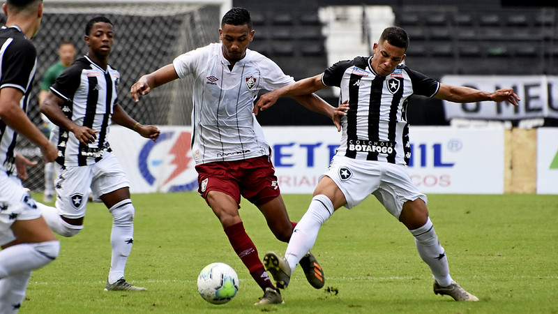 Daniel-Lima-lateral-Fluminense-Mailson-Santana-FFC