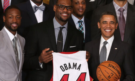 Obama e LeBron James (Photo by Mark Wilson/Getty Images)