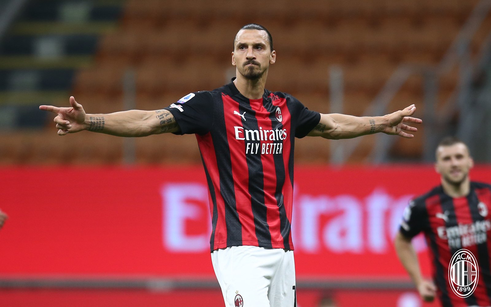 Ibrahimovic faz contra e a favor, Milan bate Bologna e assume a