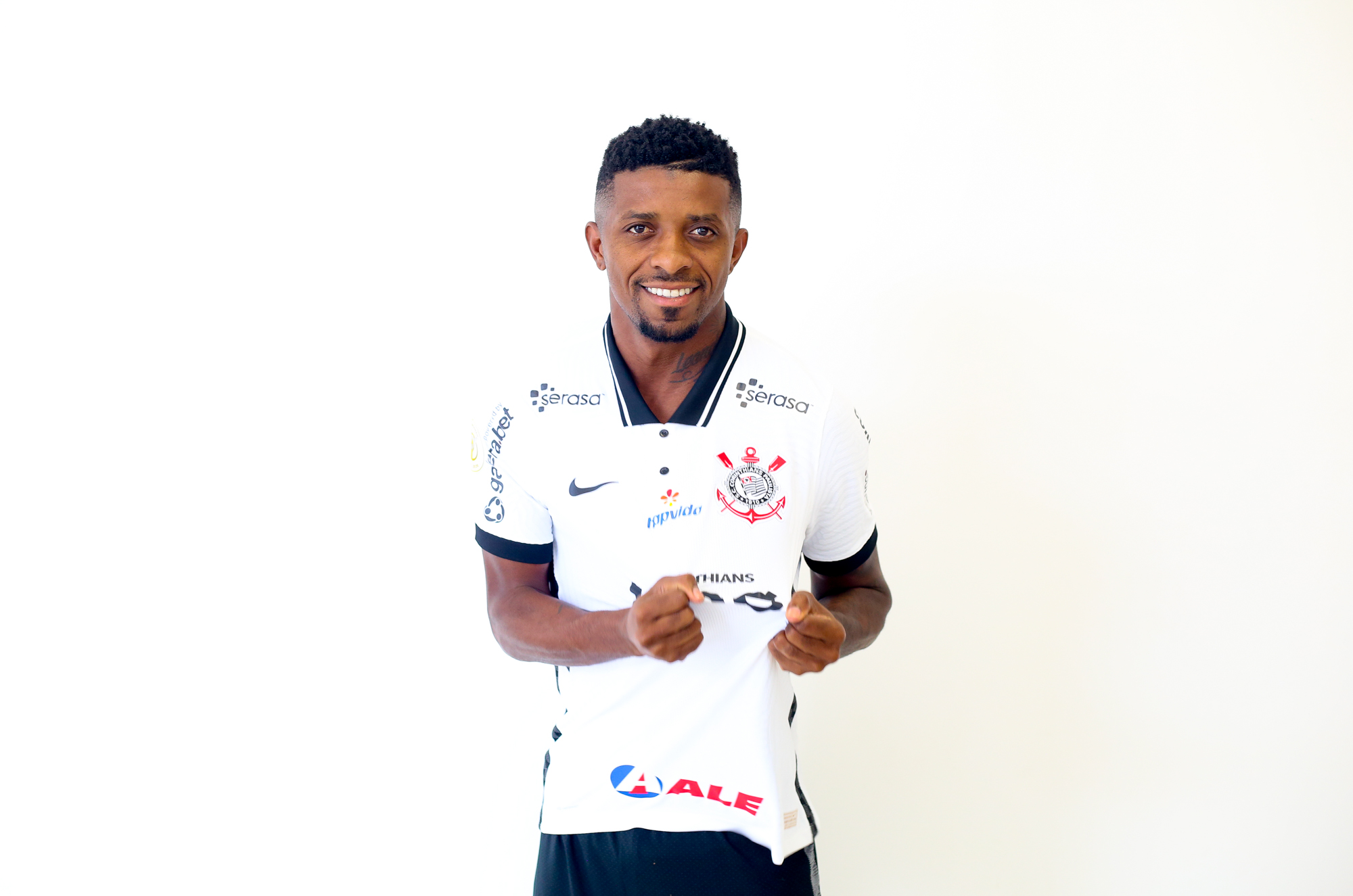 Corinthians Anuncia Jonathan Caf Com Contrato At