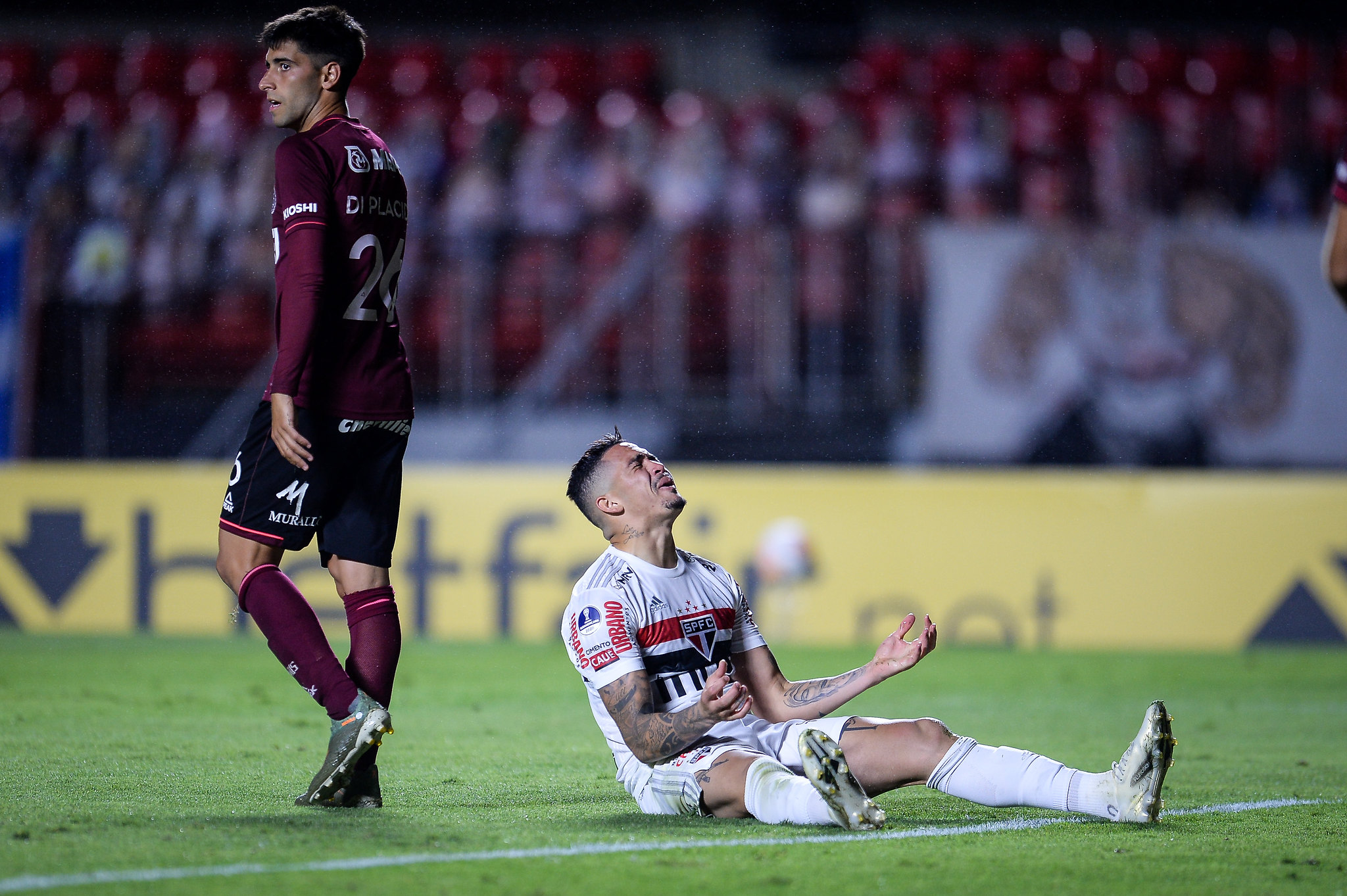 São Paulo acumula mais um vexame no Morumbi