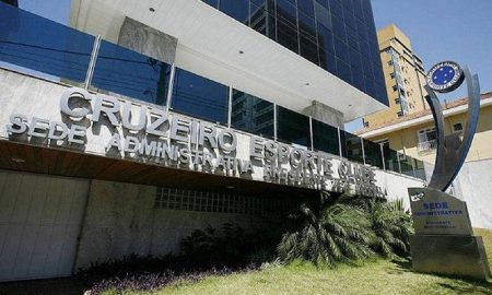 Após entrar em acordos, Cruzeiro reduz mais de R$ 200 milhões de sua dívida