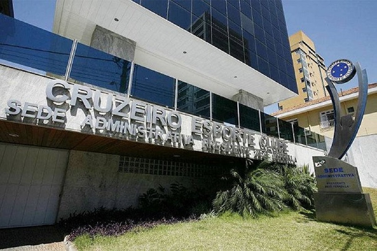 Após entrar em acordos, Cruzeiro reduz mais de R$ 200 milhões de sua dívida