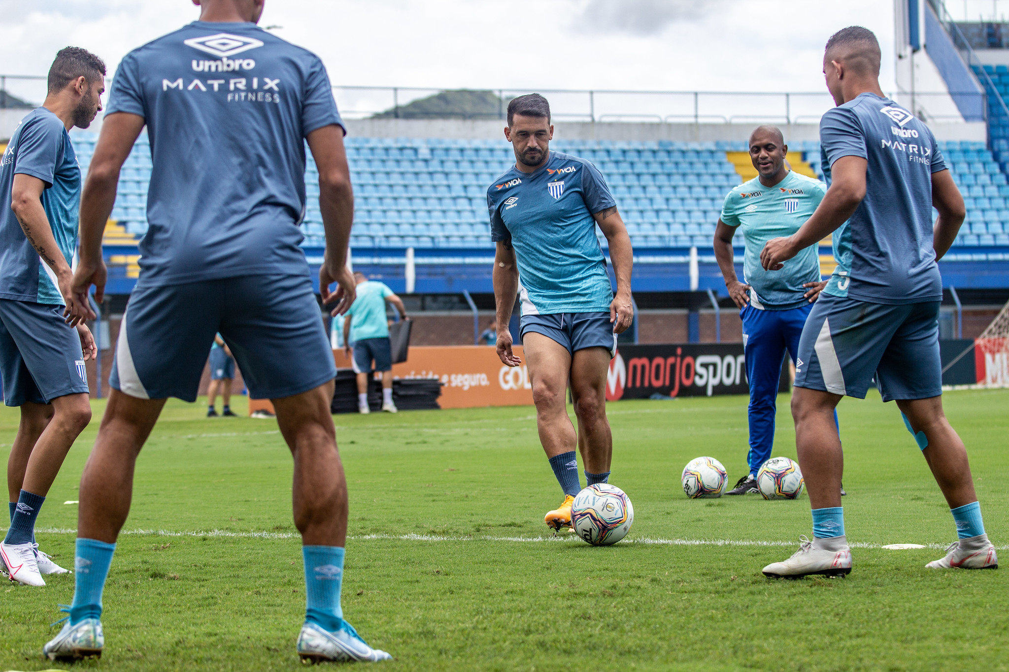 Ex-Cruzeiro e hoje no Avaí, Edilson projeta grande jogo e manifesta ter consideração pela Raposa: 'Respeito muito grande'