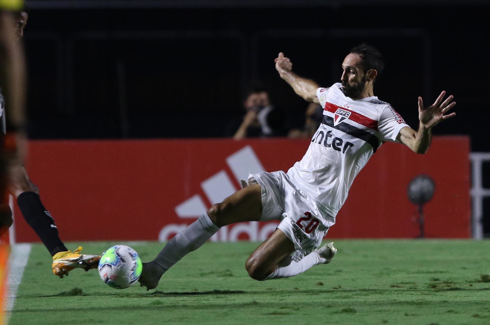 Em busca de título inédito, São Paulo encara Grêmio pela Copa do Brasil