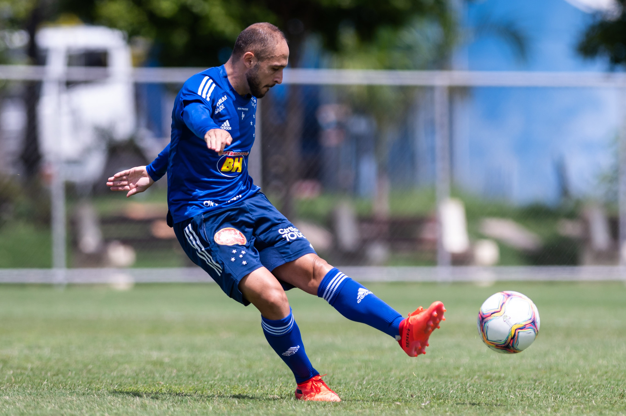 jApós fim de contrato, Régis não atua mais pelo Cruzeiro