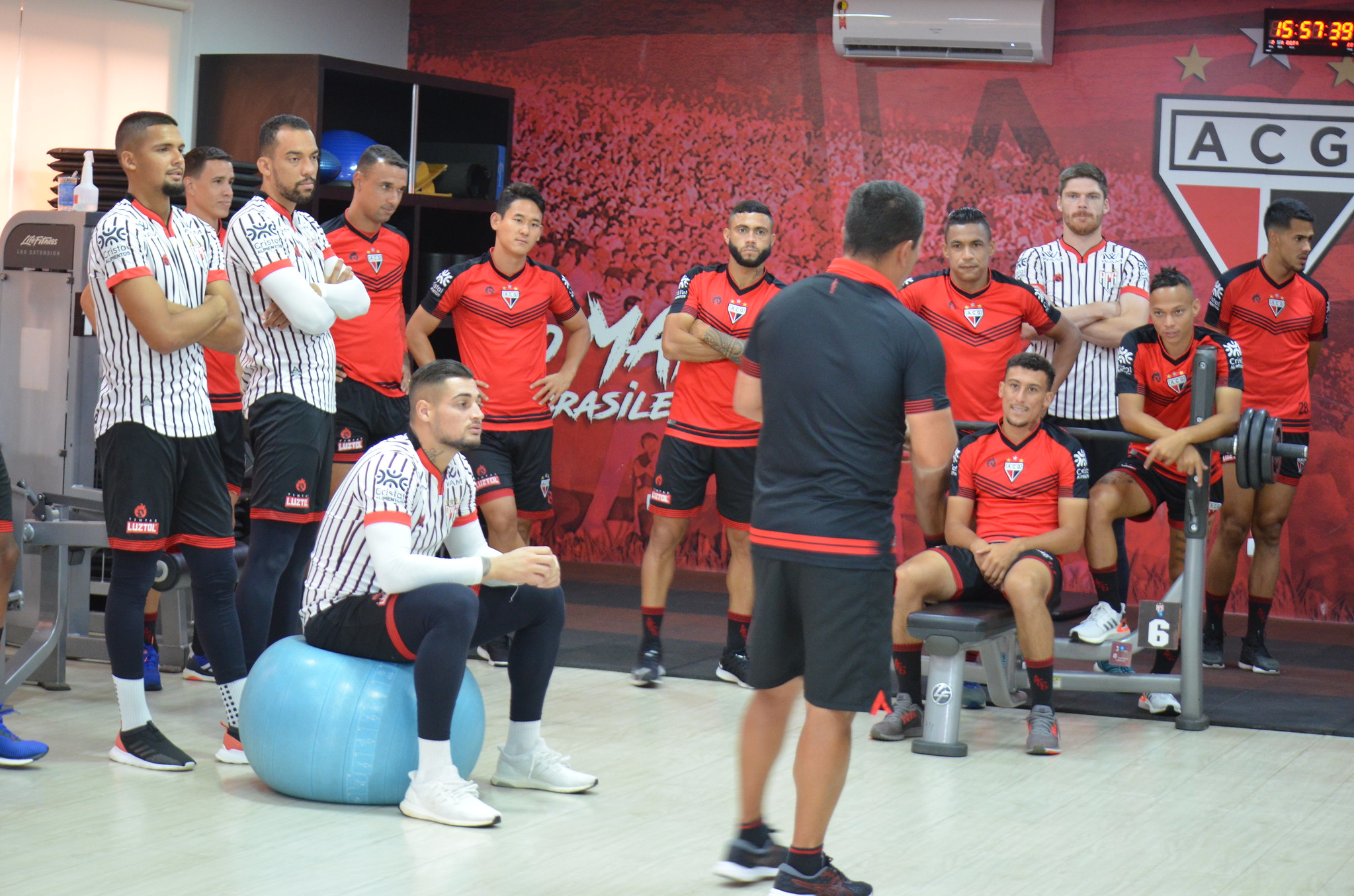 Reapresentação do Atlético com palestra do técnico Marcelo Cabo
