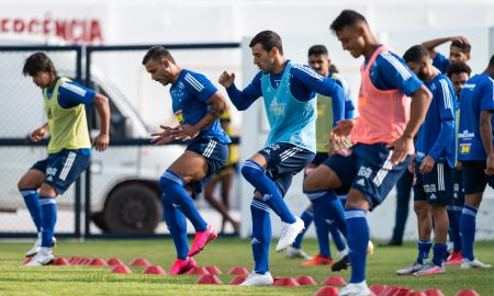 Cruzeiro paga parte dos salários atrasados dos jogadores