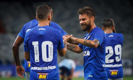 Rafael Sóbis terá que conviver com "maldição" dos camisas 10 do Cruzeiro