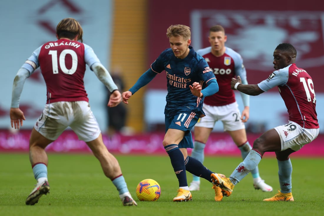 Arsenal perde para o Aston Villa no Campeonato Inglês (Foto: CATHERINE IVILL/POOL/AFP via Getty Images)