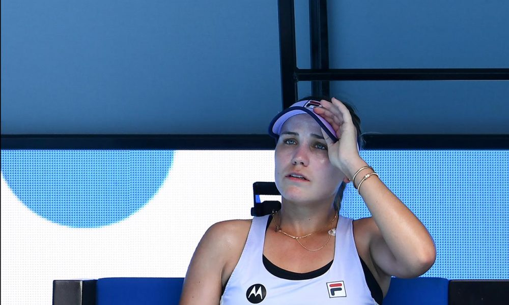 Sofia Kenin, atual campeã, cai na segunda rodada do Australian Open
