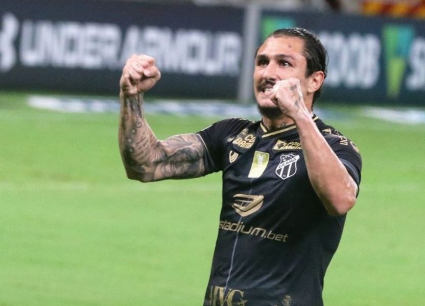 Mundo Esportivo - 🤔 Thiago Galhardo é o melhor jogador do Brasil