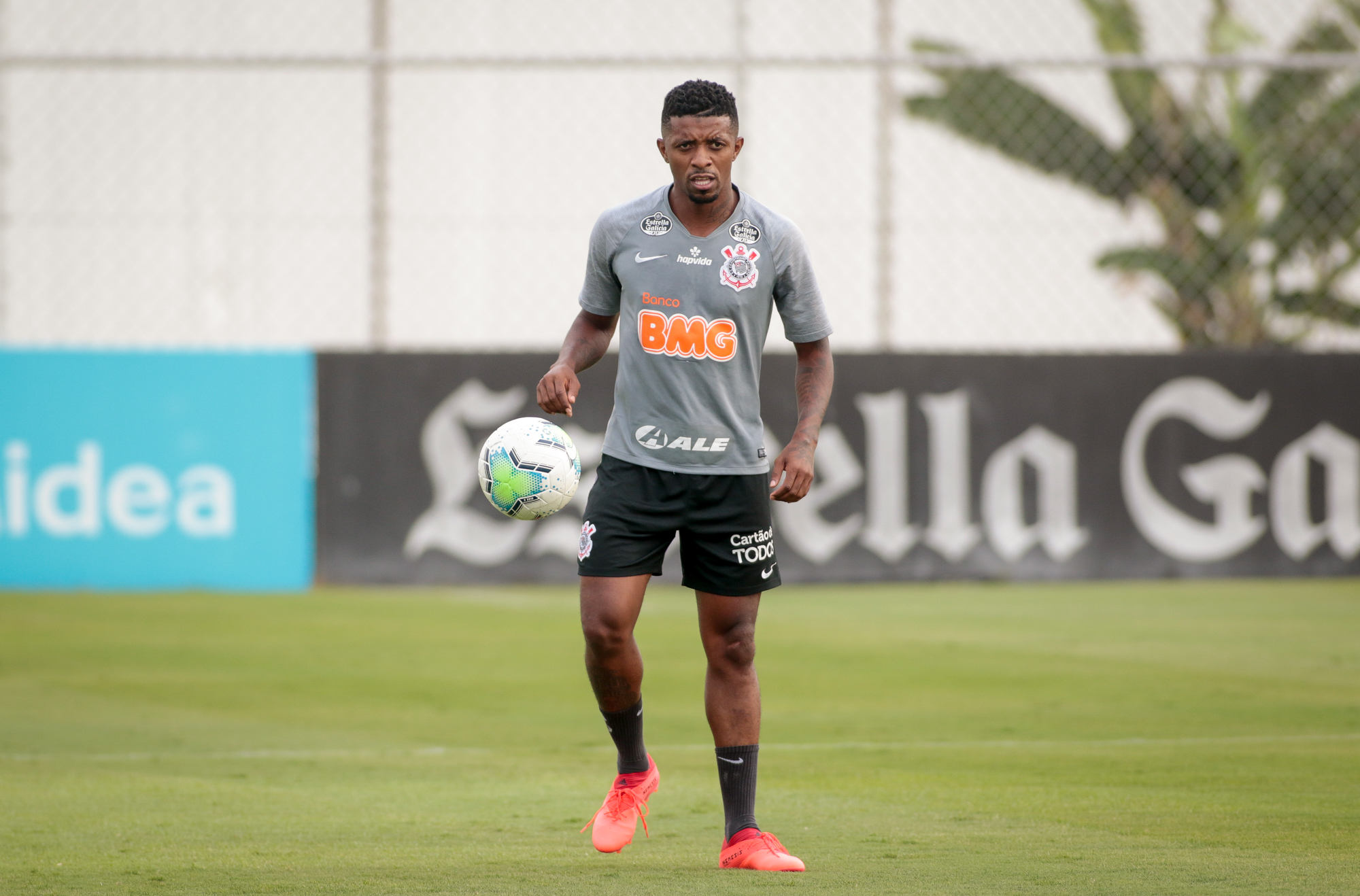 Jonathan Cafú avalia passagem pelo Corinthians