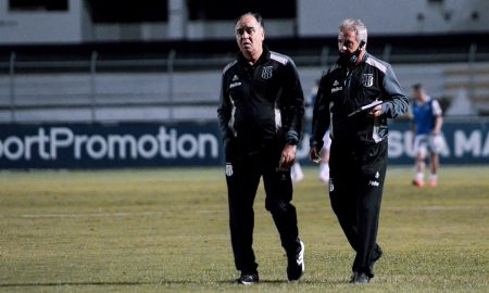 Ponte Preta cumpre 'regra de dois treinadores' uma vez após queda à Série B