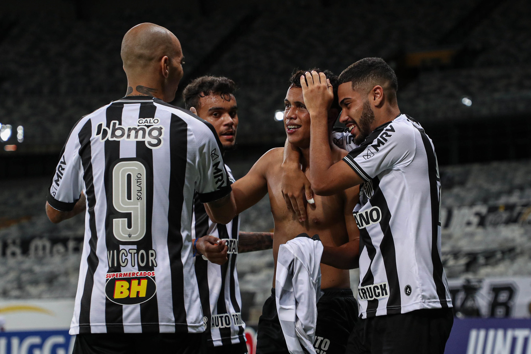 Conheça os sete jogadores da base que jogaram na estreia do Atlético-MG no Campeonato Mineiro