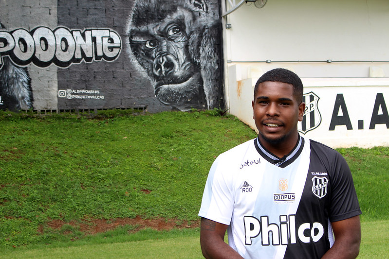 Marcos Júnior não estreou pela Ponte Preta na derrota diante do Corinthians