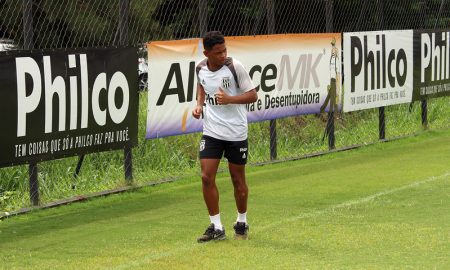 Pedrinho recebe elogios de Fábio Moreno na Ponte Preta