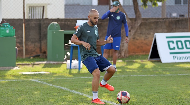 Régis deve levar dez dias até estrear pelo Guarani no Campeonato Paulista