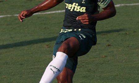 Newton Palmeiras na Academia de Futebol