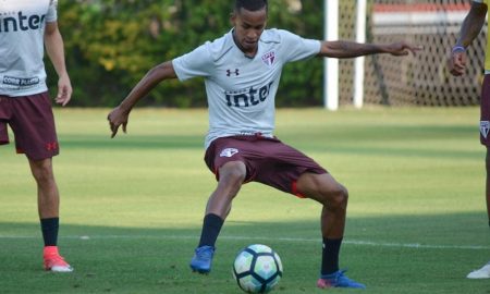 Bóia não se acerta com o Vasco e decisão pode melar chegada de Benítez