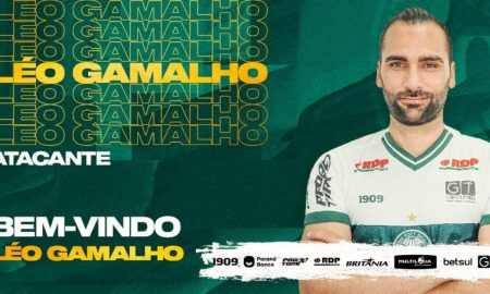 Léo Gamalho