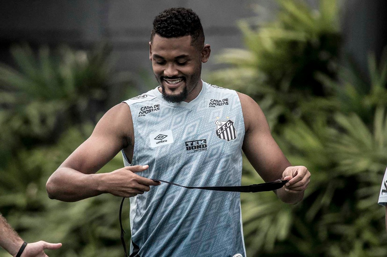 São Paulo inicia conversas com o Santos pelo jogador Sabino, afirma jornalista