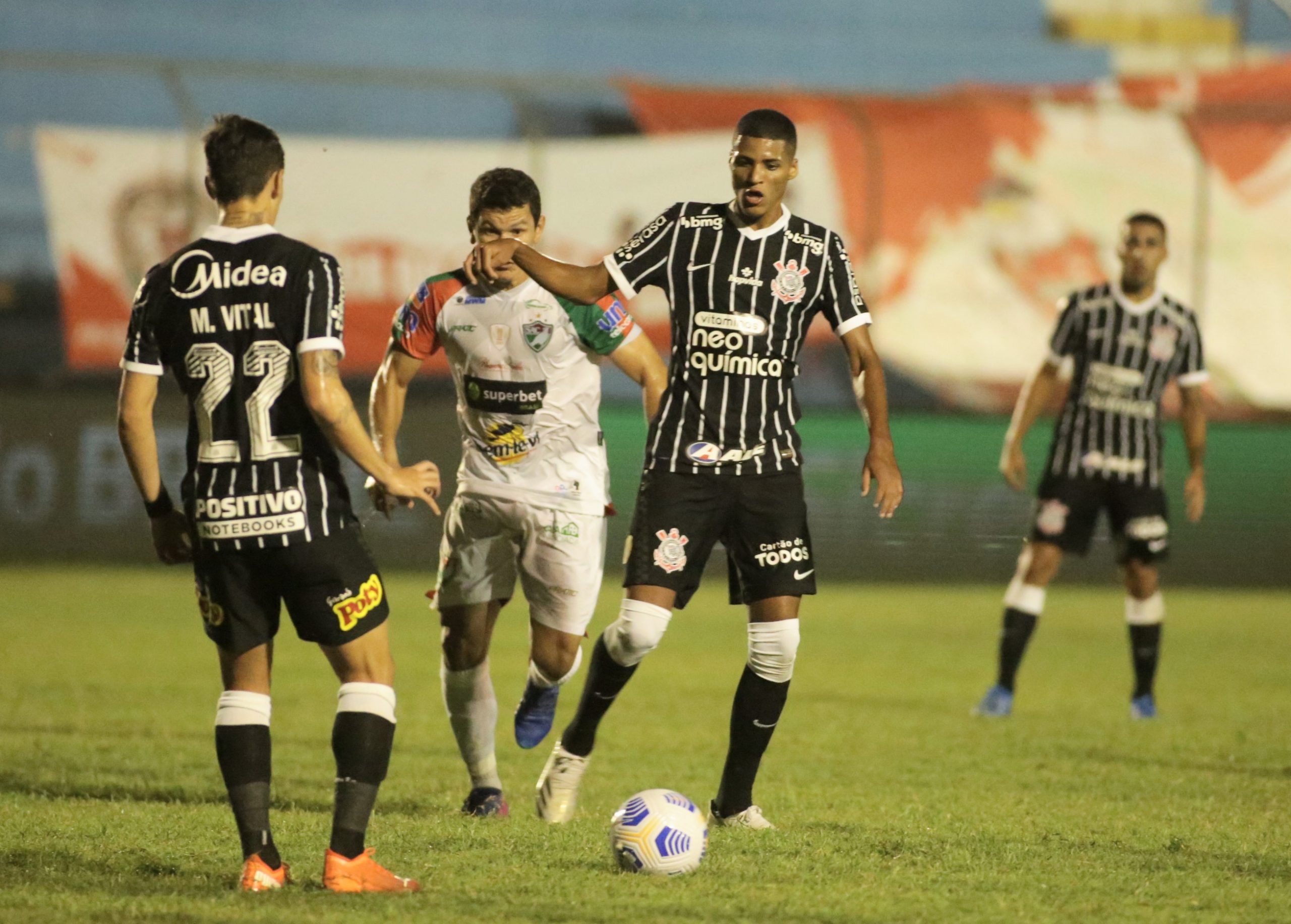Jemerson marca seu primeiro gol pelo Corinthians