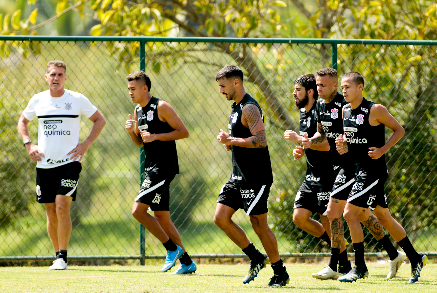 Corinthians faz treino regenerativo