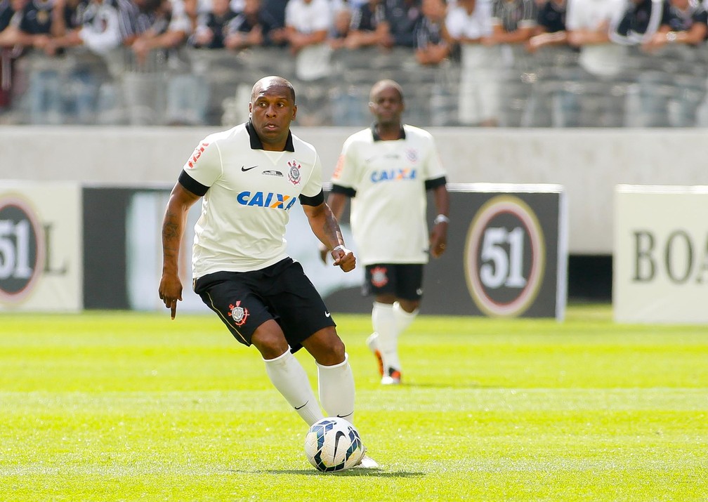 Gilmar Fubá participa de jogo na Arena Corinthians