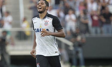 Yago rescinde contrato com o Corinthians após nove anos