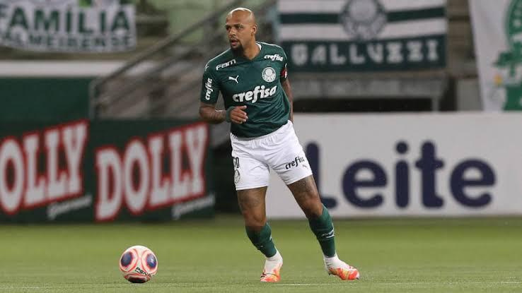 Felipe Melo jogando pelo Palmeiras