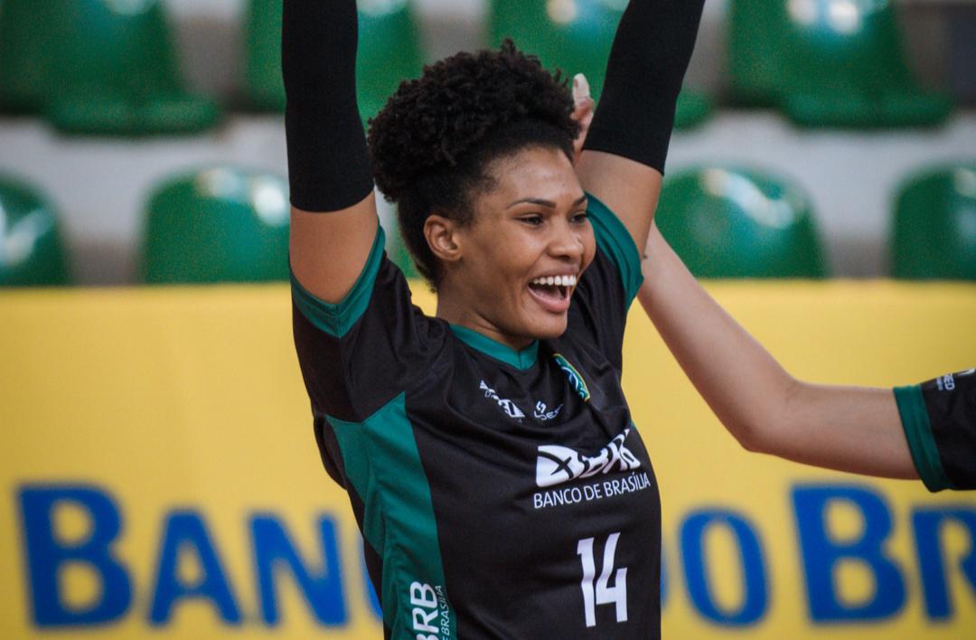 Sara Dias, Vôlei, Brasília Vôlei, Renovação, Contrato