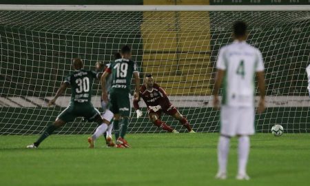 Guarani defende invencibilidade de 18 anos ante Palmeiras em Campinas