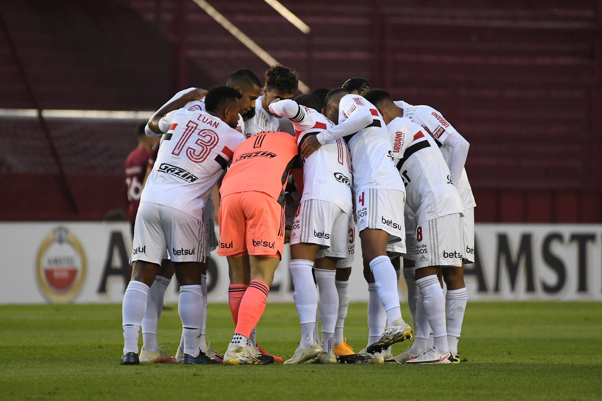 Estreia na Libertadores: São Paulo só perdeu para um time peruano na história