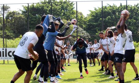 Ponte Preta mantém base titular para enfrentar o Santos; veja escalação