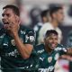 Renan comemorando primeiro gol pelo Palmeiras