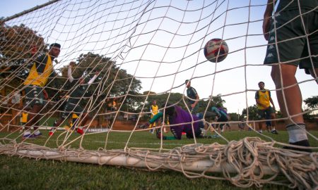 Guarani deve ter duas trocas na escalação contra o Santo André; veja time