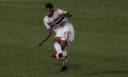 Com a segunda melhor defesa do Paulistão, São Paulo chega ao quarto jogo seguido sem sofrer gols