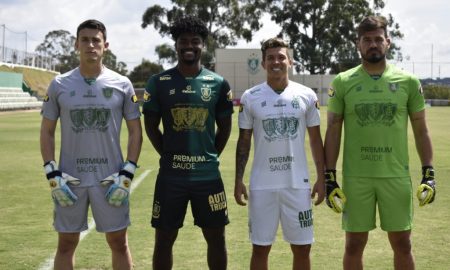 América-MG jogará com camisa personalizada em homenagem ao aniversário contra o Cruzeiro