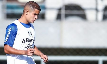 Covid-19 atrasa anúncio de lateral-direito do Grêmio na Ponte Preta