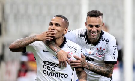 Corinthians volta a vencer