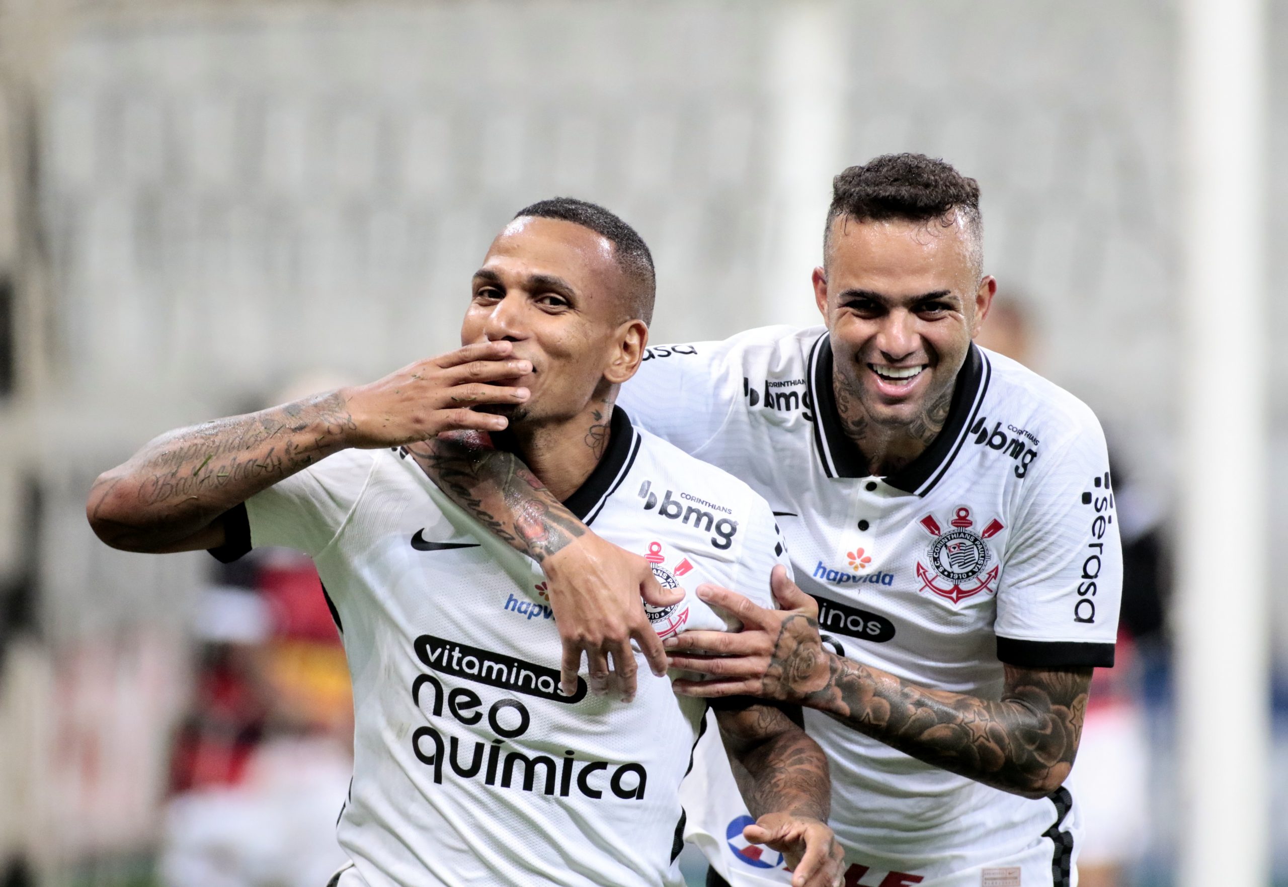 Corinthians volta a vencer