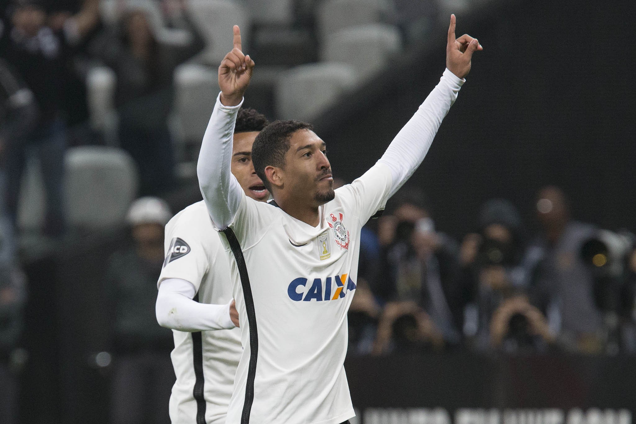 Léo Príncipe explica polêmica com o Corinthians