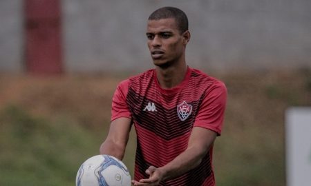 Ponte Preta acerta contratação de Lucas Cândido, ex-Vitória e Atlético-MG