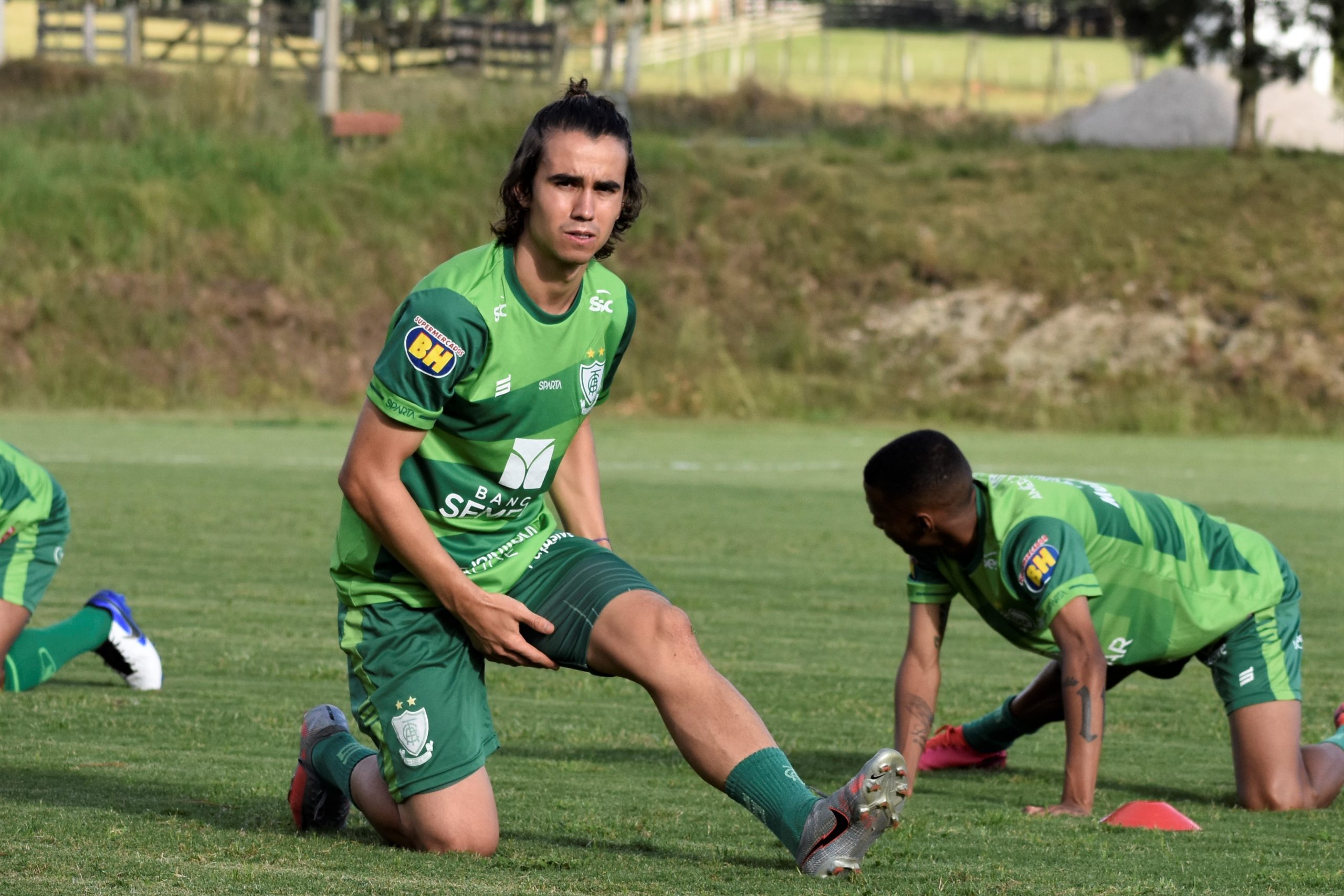 Zé Ricardo vê semanas cheias entre finais do Mineiro como ‘importantes’ para o América-MG